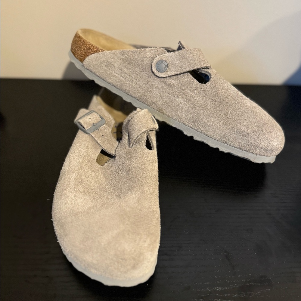 LIKE NEW Birkenstock Boston clogs, size 41